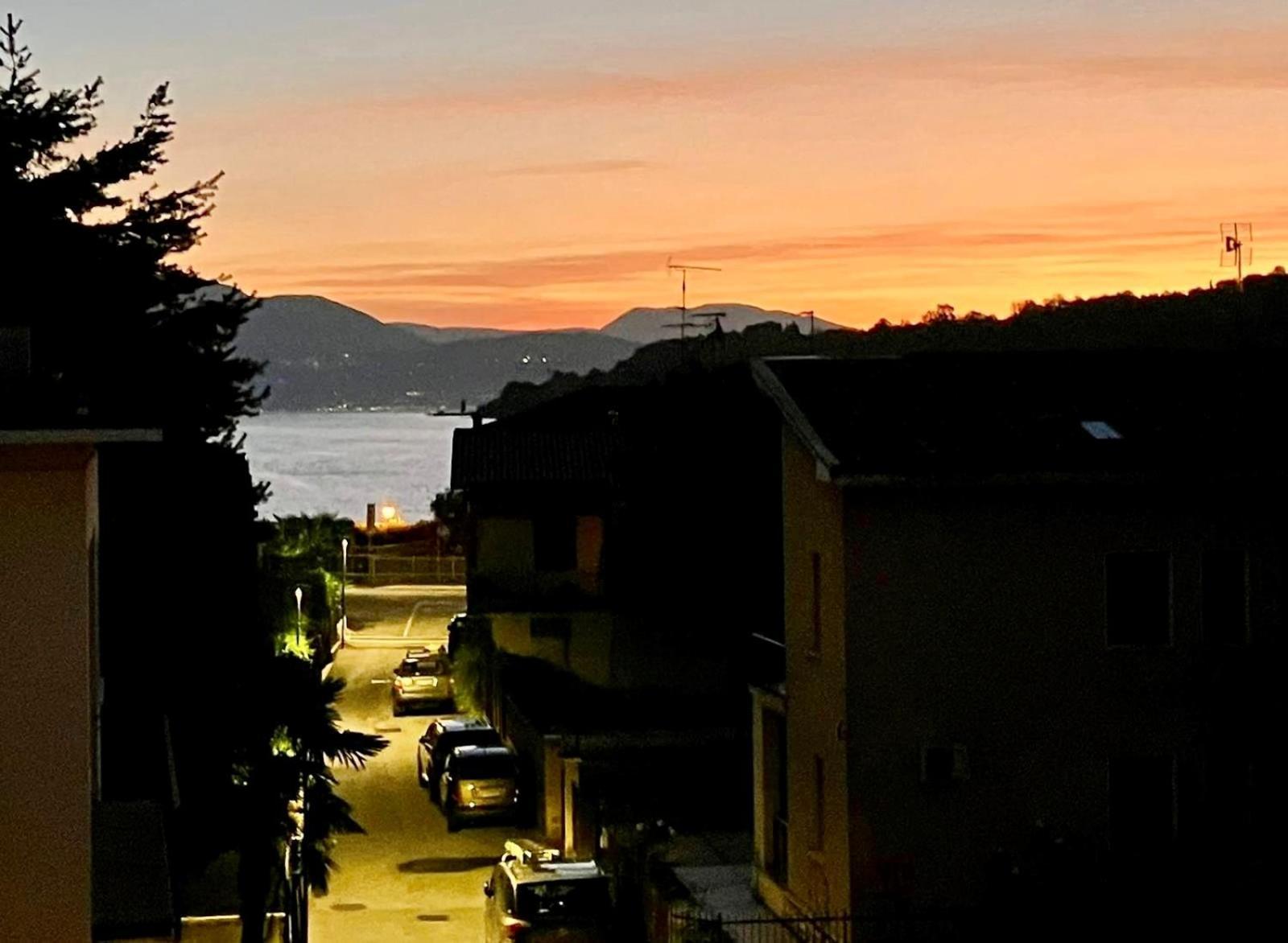 Villa Donne Del Lago Vittoria 살로 외부 사진